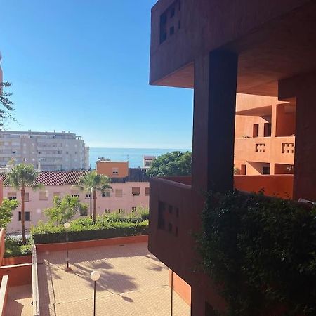 Central Estepona 3 Bed Apt With Pool And Parking المظهر الخارجي الصورة