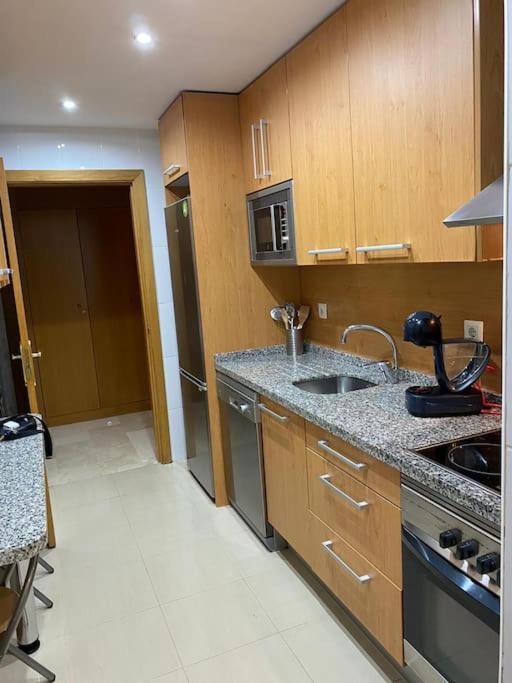 Central Estepona 3 Bed Apt With Pool And Parking المظهر الخارجي الصورة