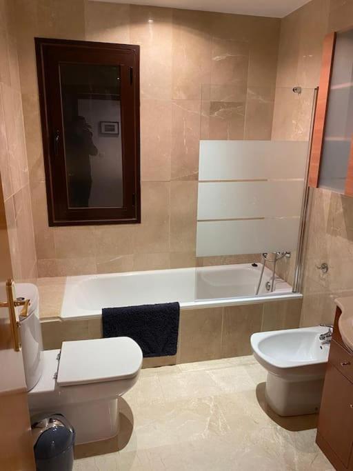 Central Estepona 3 Bed Apt With Pool And Parking المظهر الخارجي الصورة