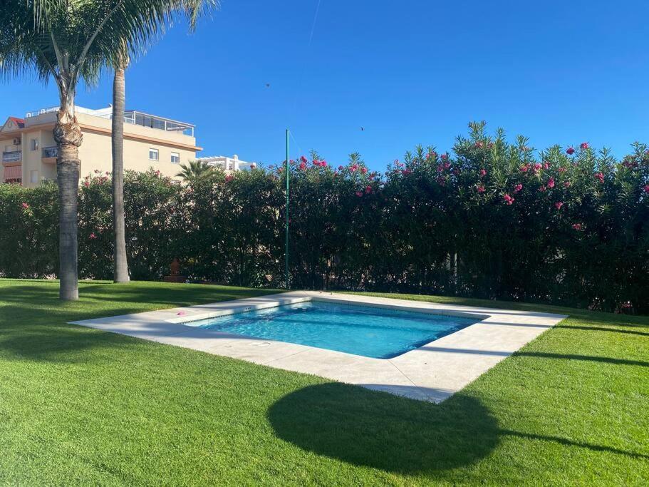 Central Estepona 3 Bed Apt With Pool And Parking المظهر الخارجي الصورة