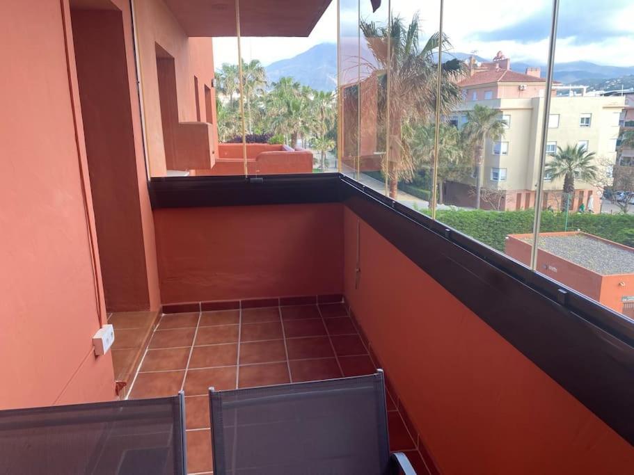 Central Estepona 3 Bed Apt With Pool And Parking المظهر الخارجي الصورة