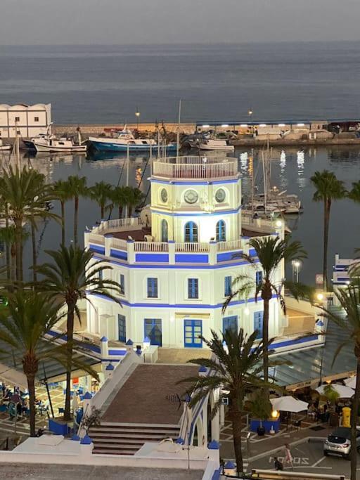 Central Estepona 3 Bed Apt With Pool And Parking المظهر الخارجي الصورة
